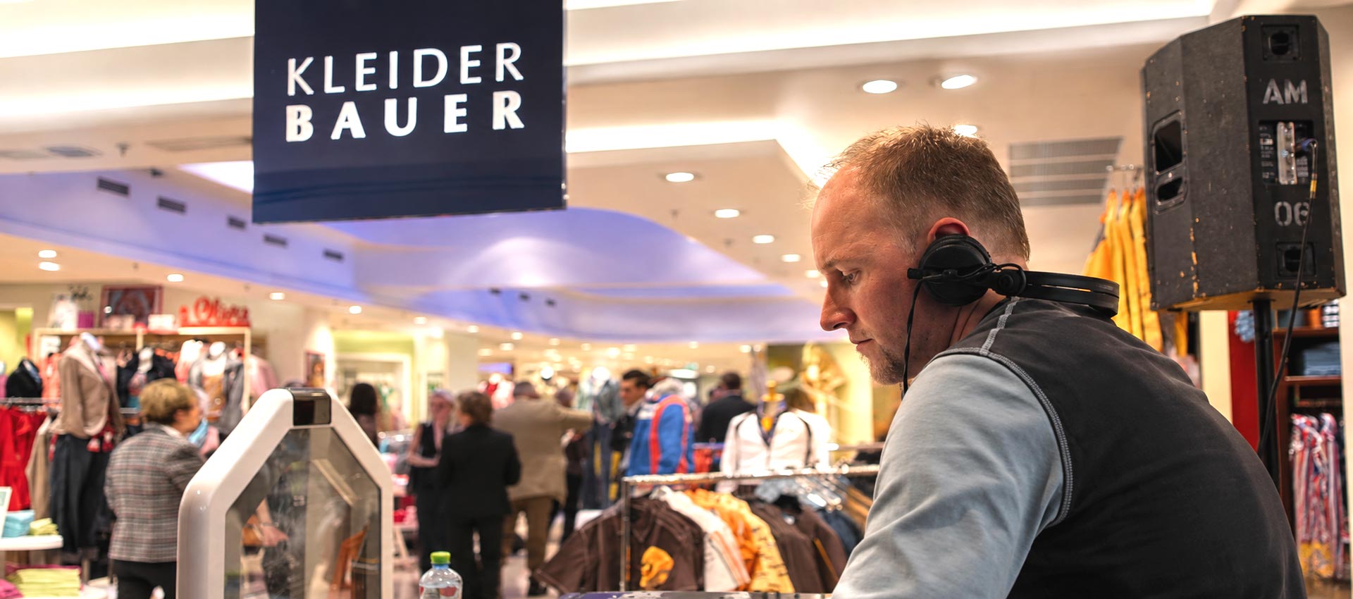Kleider Bauer