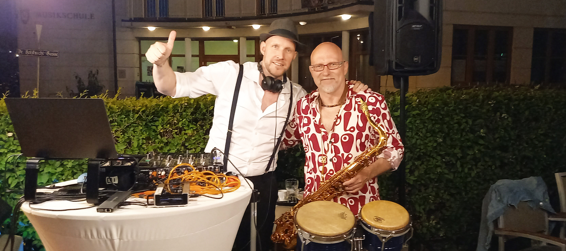 DJ und Live Saxophonist Sonic Seven feat. Sax n Soul